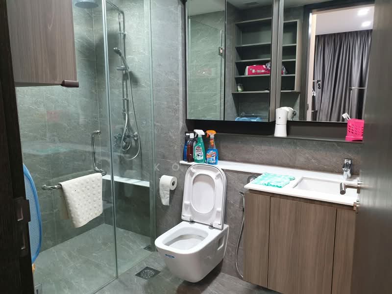 The Clement Canopy, Ave 1 Clementi, 2 Bedrooms, 732 sqft, Condominium For Rent, by Kor ., 500124904 - Bathroom - PropertyGuru.com.sg