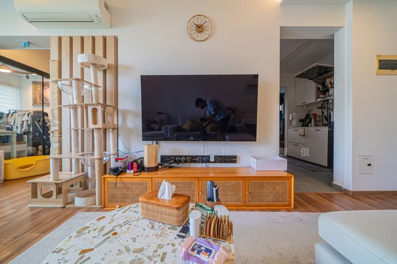 58 Havelock Road, 58 Havelock Road, 3 Bedrooms, 958 sqft, HDB Flat For Sale, by Bryan Koh 许智俍, 500124905 - Living Room - PropertyGuru.com.sg