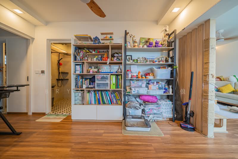 58 Havelock Road, 58 Havelock Road, 3 Bedrooms, 958 sqft, HDB Flat For Sale, by Bryan Koh 许智俍, 500124905 - Bathroom - PropertyGuru.com.sg