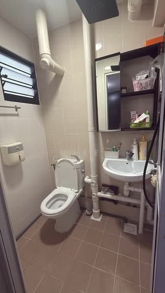 79 Bedok North Road, 79 Bedok North Road, Bedok / Upper East Coast, Room Rental, 120 sqft, HDB Flat For Rent, by Mike Cheah, 500124906 - Bathroom - PropertyGuru.com.sg