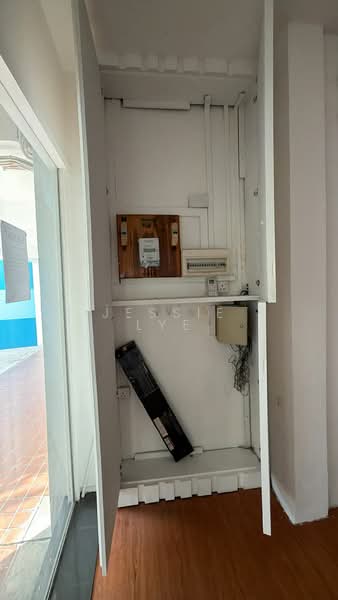 342 Jurong East 31, 31, 290 sqft, Shop / Shophouse For Sale, by Jessie Lye, 500124918 - Interior - CommercialGuru.com.sg