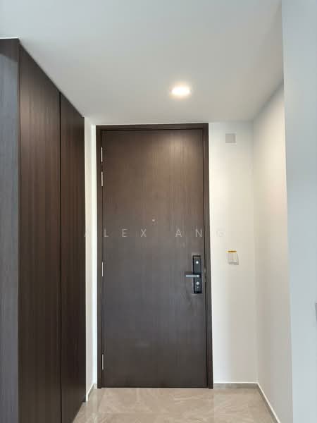 Tembusu Grand, 94 Jalan Tembusu, 2 Bedrooms, 667 sqft, Condominium For Rent, by Alex Ang, 500124920 - Entrance - PropertyGuru.com.sg