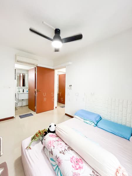 508A Yishun Avenue 4, 508A Yishun Avenue 4, 2 Bedrooms, 732 sqft, HDB Flat For Sale, by Mustaqim Roslie, 500124929 - Bedroom - PropertyGuru.com.sg