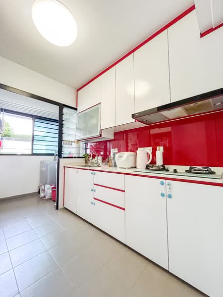 508A Yishun Avenue 4, 508A Yishun Avenue 4, 2 Bedrooms, 732 sqft, HDB Flat For Sale, by Mustaqim Roslie, 500124929 - Kitchen - PropertyGuru.com.sg