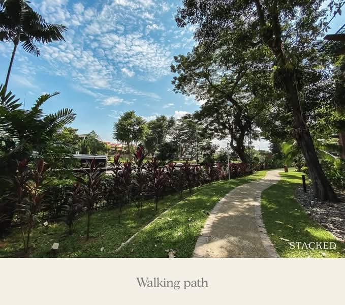 Maple Woods, 993 Bukit Timah Road, 4 Bedrooms, 1,787 sqft, Condominium For Rent, by Lydia Lim, 500124938 - Exterior - PropertyGuru.com.sg