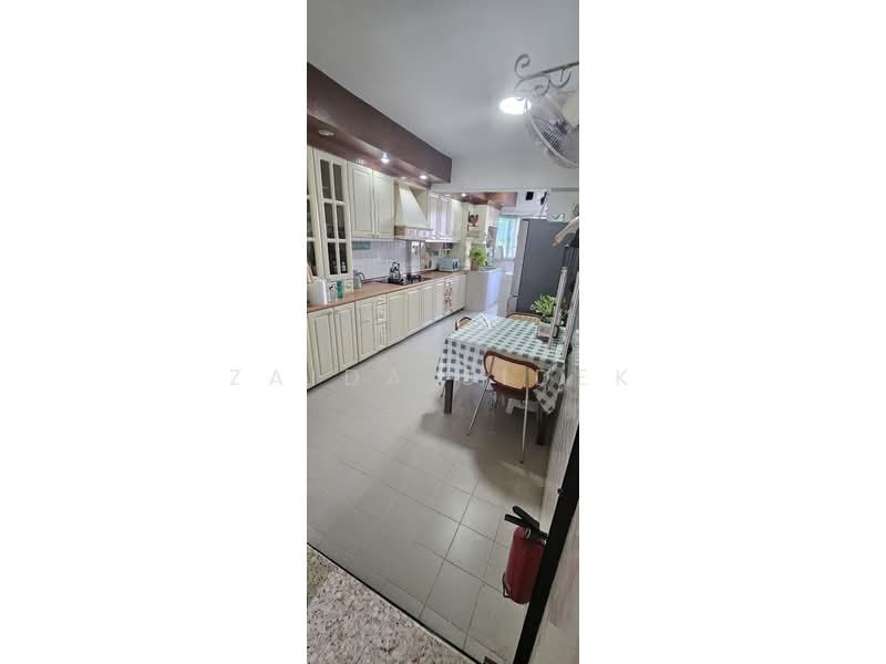 207 Tampines Street 21, 207 Tampines Street 21, Room Rental, 120 sqft, HDB Flat For Rent, by Zaida Sidek, 500124967 - Kitchen - PropertyGuru.com.sg
