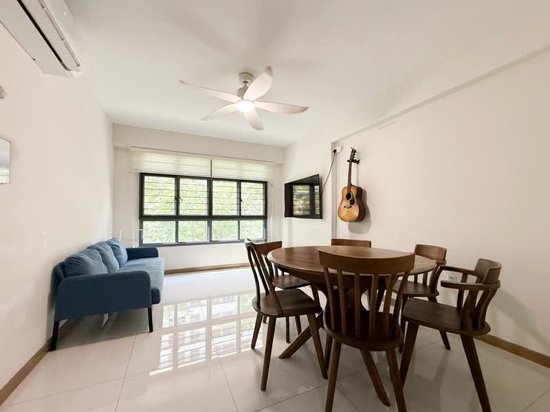 621A Tampines Street 61, 621A Tampines Street 61, 4 Bedrooms, 1,001 sqft, HDB Flat For Sale, by Esther Chin, 500124971 - Living Room - PropertyGuru.com.sg