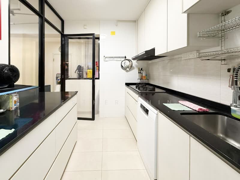 621A Tampines Street 61, 621A Tampines Street 61, 4 Bedrooms, 1,001 sqft, HDB Flat For Sale, by Esther Chin, 500124971 - Kitchen - PropertyGuru.com.sg