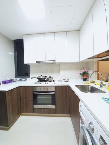La Fiesta, Sengkang Square, 1 Bedroom, 650 sqft, Condominium For Rent, by Kathy Nguyen, 500124981 - Kitchen - PropertyGuru.com.sg