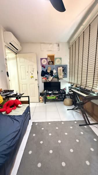 651 Senja Link, 651 Senja Link, 3 Bedrooms, 1,184 sqft, HDB Flat For Sale, by Mohamad Faizal Bin Hanafi, 500124982 - Bedroom - PropertyGuru.com.sg