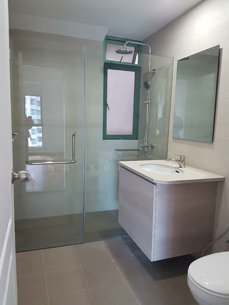 Tiara, 1 Kim Seng Walk, 2 Bedrooms, 894 sqft, Apartment For Rent, by Ng Sui San, 500124991 - Bathroom - PropertyGuru.com.sg