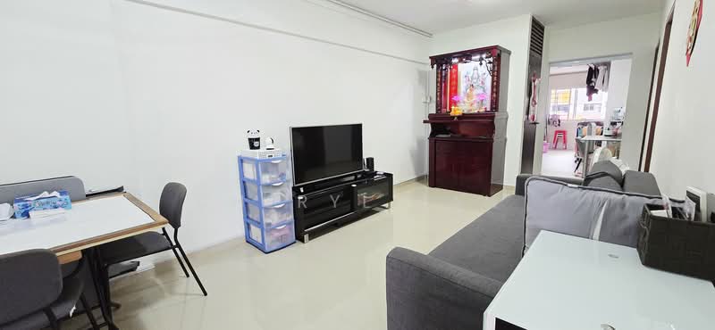 924 Tampines Street 91, 924 Tampines Street 91, 2 Bedrooms, 786 sqft, HDB Flat For Sale, by Cheryl Tan, 500125000 - Living Room - PropertyGuru.com.sg