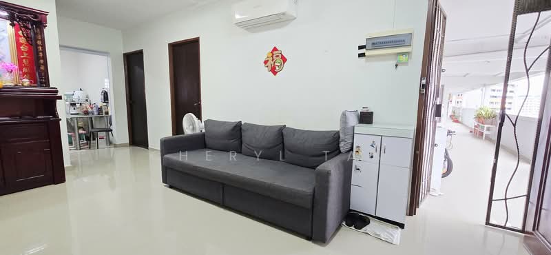 924 Tampines Street 91, 924 Tampines Street 91, 2 Bedrooms, 786 sqft, HDB Flat For Sale, by Cheryl Tan, 500125000 - Living Room - PropertyGuru.com.sg