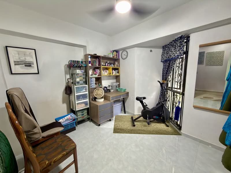 298D Compassvale Street, 298D Compassvale Street, 3 Bedrooms, 1,227 sqft, HDB Flat For Sale, by Irfan Farihin, 500125003 - Bedroom - PropertyGuru.com.sg