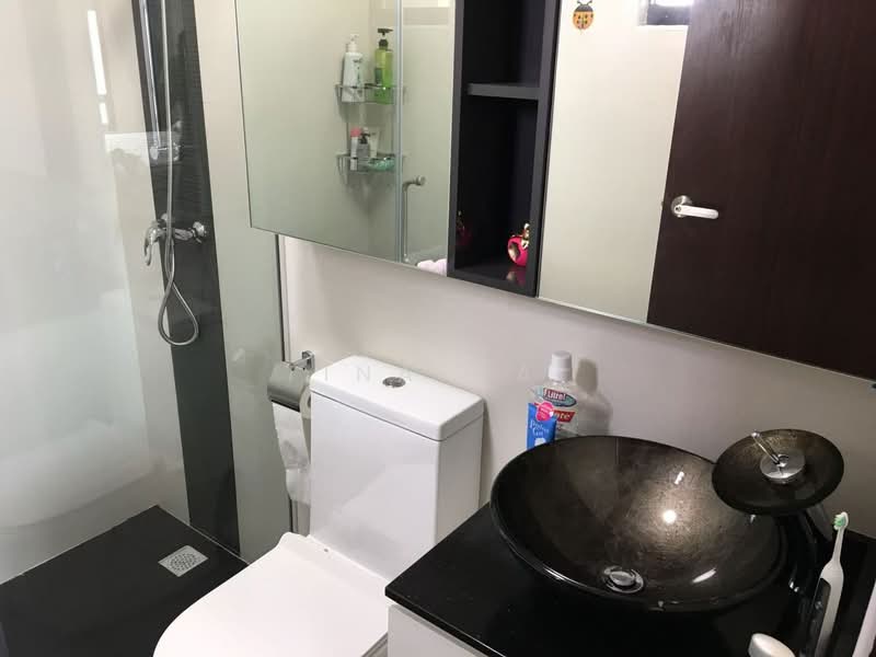 28B Dover Crescent, 28B Dover Crescent, 3 Bedrooms, 1,022 sqft, HDB Flat For Sale, by Tina Cai, 500125013 - Bathroom - PropertyGuru.com.sg