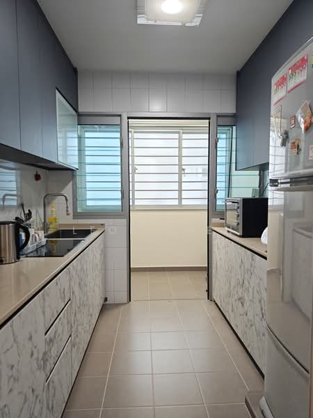 574 Choa Chu Kang Street 52, 574 Choa Chu Kang Street 52, 3 Bedrooms, 990 sqft, HDB Flat For Sale, by Leon Chen, 500125028 - Kitchen - PropertyGuru.com.sg