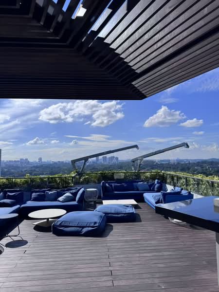 The Crest, 101 Prince Charles Crescent, 4 Bedrooms, 1,646 sqft, Condominium For Sale, by Ben XIA 夏天鹏, 500125035 - View - PropertyGuru.com.sg