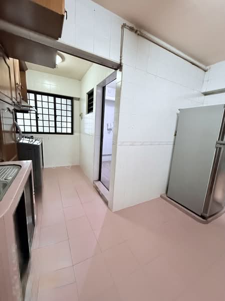 670 Choa Chu Kang Crescent, 670 Choa Chu Kang Crescent, 3 Bedrooms, 1,119 sqft, HDB Flat For Sale, by SQ Raudha, 500125041 - Kitchen - PropertyGuru.com.sg