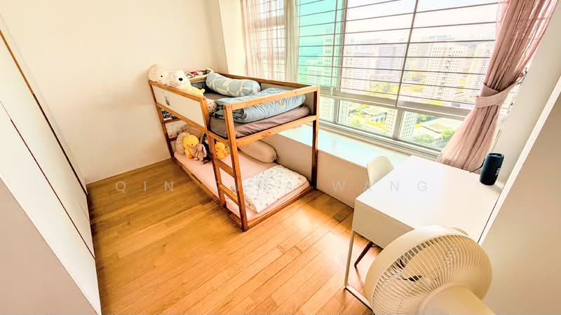 425 Clementi Avenue 1, 425 Clementi Avenue 1, 3 Bedrooms, 1,260 sqft, HDB Flat For Sale, by Qin Tina Wang, 500125046 - Bedroom - PropertyGuru.com.sg
