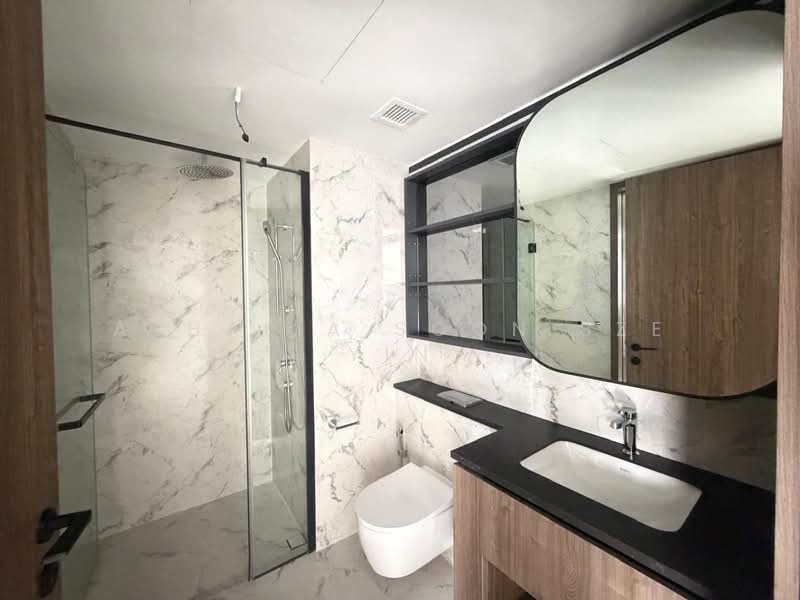 Sceneca Residence, Tanah Merah Kechil Link, 1 Bedroom, 463 sqft, Condominium For Sale, by Athalia Soon Sze Yin, 500125050 - Bathroom - PropertyGuru.com.sg