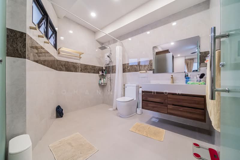 Bayshore Park, 50 Bayshore Road, 6 Bedrooms, 2,196 sqft, Condominium For Sale, by Johanna Chow, 500125054 - Bathroom - PropertyGuru.com.sg