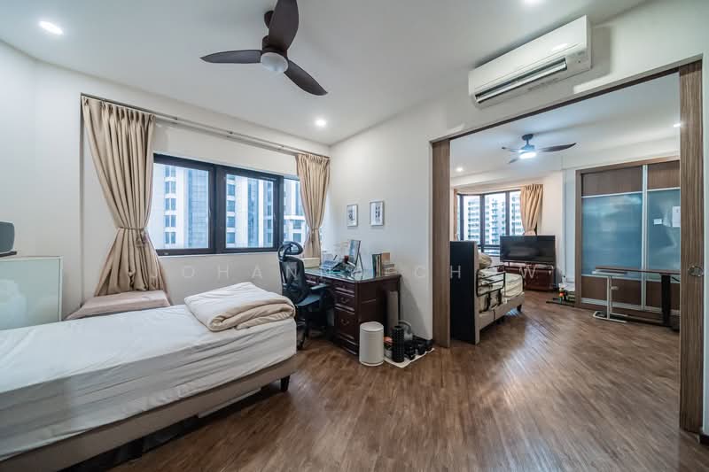 Bayshore Park, 50 Bayshore Road, 6 Bedrooms, 2,196 sqft, Condominium For Sale, by Johanna Chow, 500125054 - Bedroom - PropertyGuru.com.sg