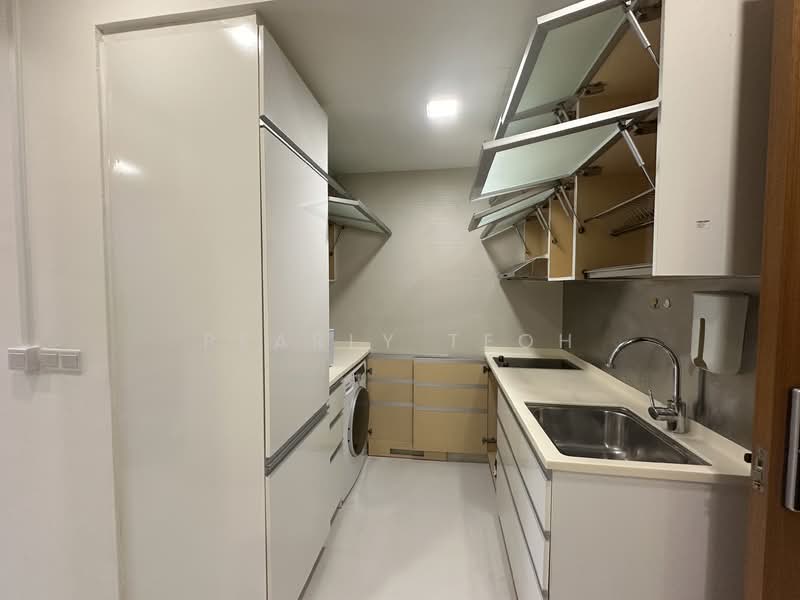 RV Suites, 396 River Valley Road, 1 Bedroom, 517 sqft, Apartment For Rent, by Pearly Teoh, 500125081 - Kitchen - PropertyGuru.com.sg