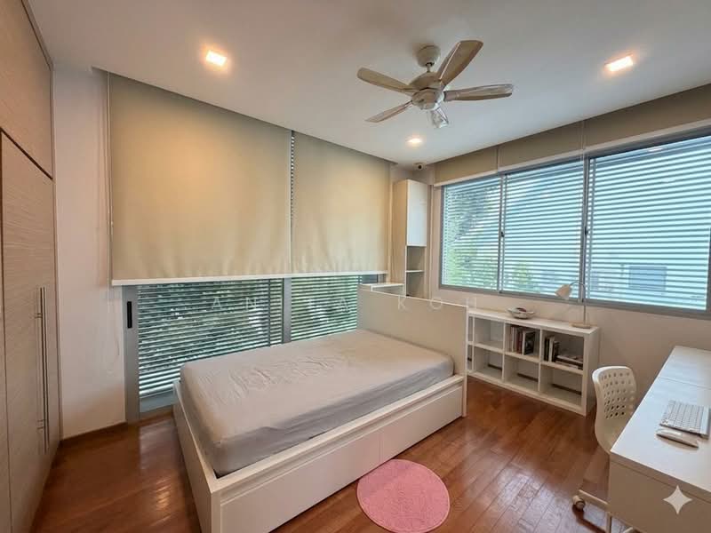 Seletar Hills Estate, Jalan Jarak, 6 Bedrooms, 4,000 sqft, Detached House For Sale, by Anita Koh, 500125097 - Bedroom - PropertyGuru.com.sg