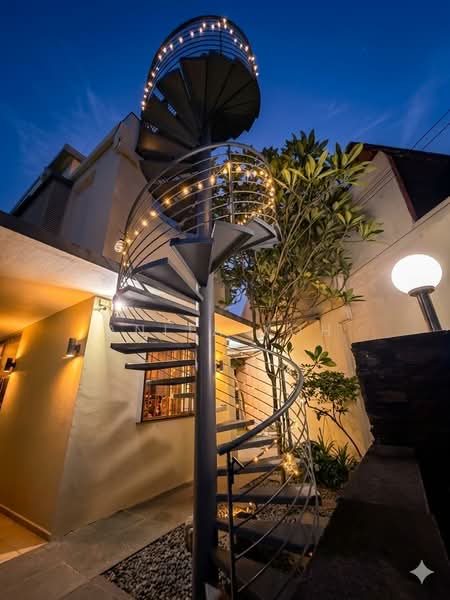 Seletar Hills Estate, Jalan Jarak, 6 Bedrooms, 4,000 sqft, Detached House For Sale, by Anita Koh, 500125097 - Exterior - PropertyGuru.com.sg