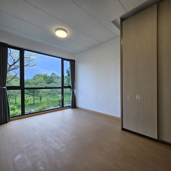 Treasure at Tampines, 57 Tampines Lane, 3 Bedrooms, 915 sqft, Condominium For Rent, by Michelle Sin, 500125109 - Master bedroom - PropertyGuru.com.sg