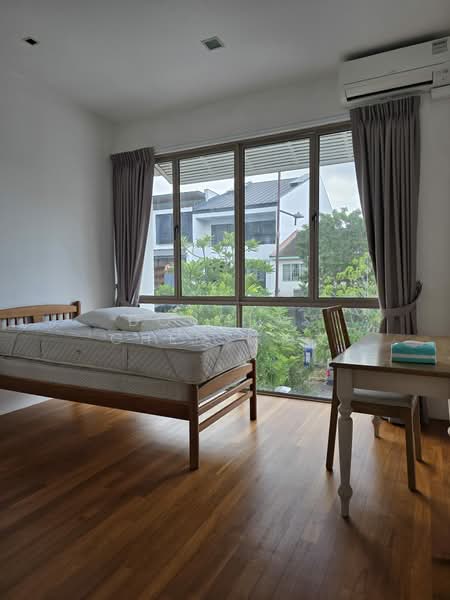 Woo Mon Chew Road, Woo Mon Chew Road, 4 Bedrooms, 2,350 sqft, Terraced House For Rent, by Douglas Chen 陈俊文, 500125115 - Bedroom - PropertyGuru.com.sg