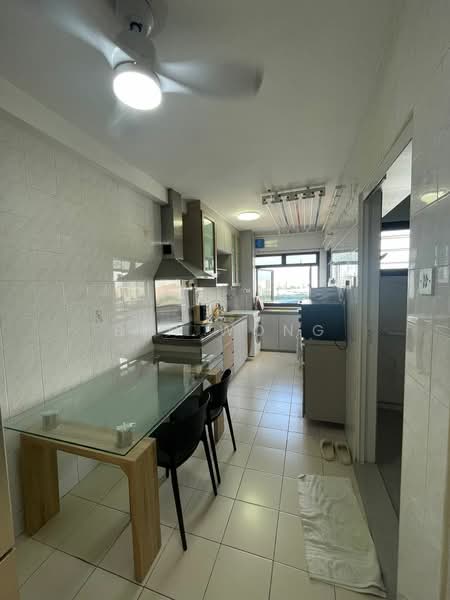 304A Anchorvale Link, 304A Anchorvale Link, 3 Bedrooms, 969 sqft, HDB Flat For Sale, by Ben Wong, 500125123 - Kitchen - PropertyGuru.com.sg