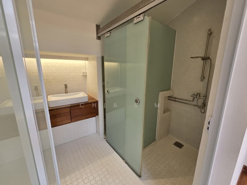 Kim Yam Road, Kim Yam Road, 4 Bedrooms, 1,800 sqft, Conservation House For Rent, by Chia S M, 500125130 - PropertyGuru.com.sg