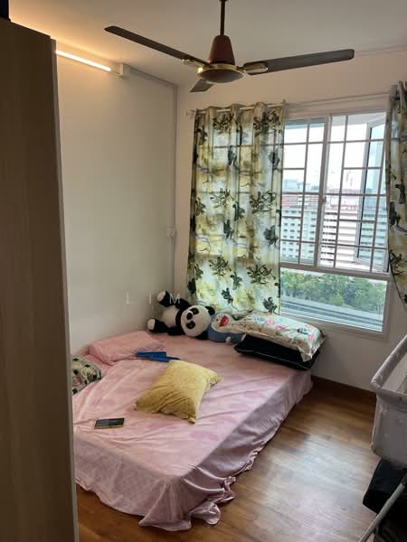 40A Margaret Drive, 40A Margaret Drive, 3 Bedrooms, 1,162 sqft, HDB Flat For Sale, by Lim Y X, 500125134 - Bedroom - PropertyGuru.com.sg