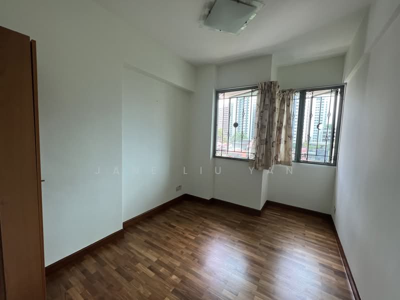 Palm Gardens, 2B Hong San Walk, 4 Bedrooms, 1,432 sqft, Condominium For Sale, by Jane Liu Yan, 500125142 - Bedroom - PropertyGuru.com.sg