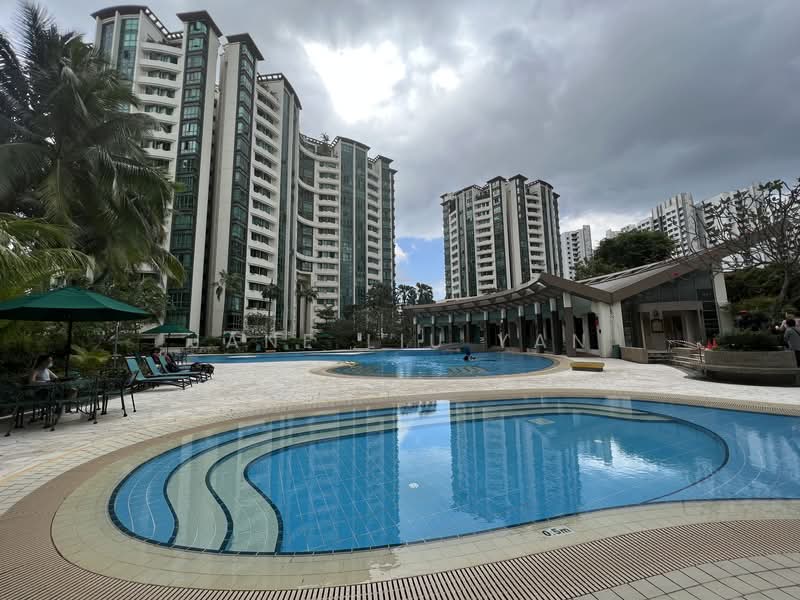 Palm Gardens, 2B Hong San Walk, 4 Bedrooms, 1,432 sqft, Condominium For Sale, by Jane Liu Yan, 500125142 - Exterior - PropertyGuru.com.sg