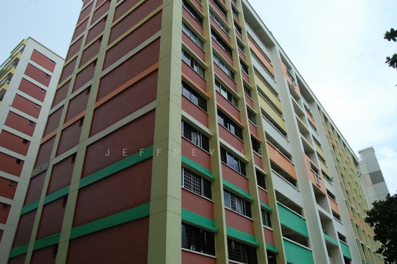 425 Tampines Street 41, 425 Tampines Street 41, Room Rental, 150 sqft, HDB Flat For Rent, by Jeffrey Lee, 500125143 - Exterior - PropertyGuru.com.sg