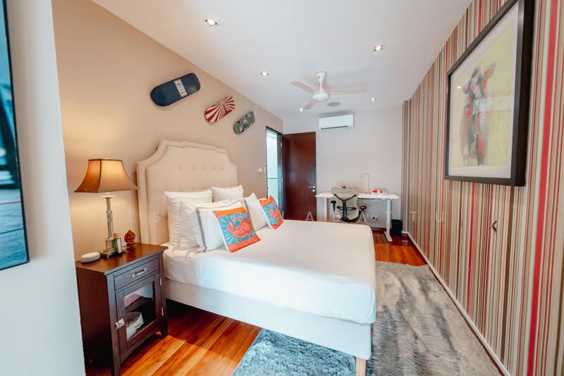 Jalan Kuras, Jalan Kuras, 5 Bedrooms, 4,900 sqft, Terraced House For Rent, by Kesang Labattu, 500125160 - Bedroom - PropertyGuru.com.sg