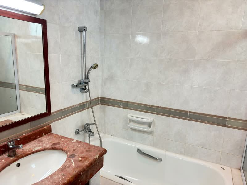 Northvale, 61 Choa Chu Kang Loop, 3 Bedrooms, 1,270 sqft, Condominium For Sale, by Alvin Lim, 500125171 - Bathroom - PropertyGuru.com.sg