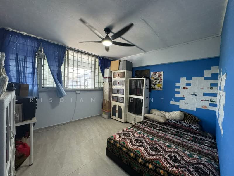 429 Pasir Ris Drive 6, 429 Pasir Ris Drive 6, 4 Bedrooms, 1,130 sqft, HDB Flat For Sale, by Risdian Isbintara, 500125174 - Bedroom 2 - PropertyGuru.com.sg
