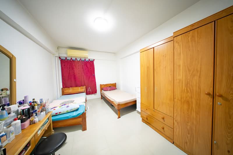 419 Tampines Street 41, 419 Tampines Street 41, 1,970 sqft, Shop / Shophouse For Sale, by Jia Yi Lee, 500125176 - Bedroom - CommercialGuru.com.sg