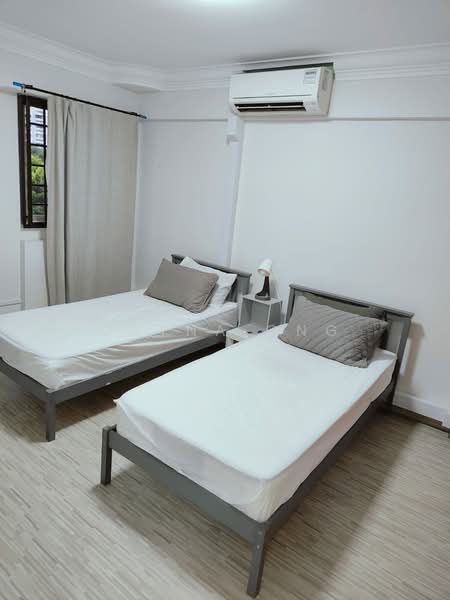 210 Jurong East Street 21, 210 Jurong East Street 21, 2 Bedrooms, 721 sqft, HDB Flat For Sale, by Dayna Ong, 500125181 - Bedroom - PropertyGuru.com.sg