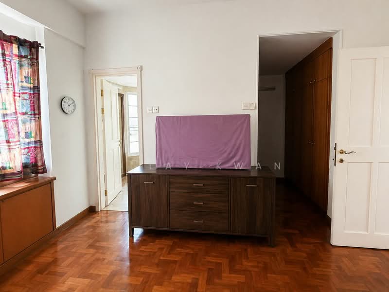 ⭐️D26 ⭐️ Original 3 Storey Terrace @ Springside Avenue, Springside Avenue, Springleaf MRT, 4 Bedrooms, 2,600 sqft, Terraced House For Sale, by Ng Lay Kwan, 500125194 - Interior - PropertyGuru.com.sg