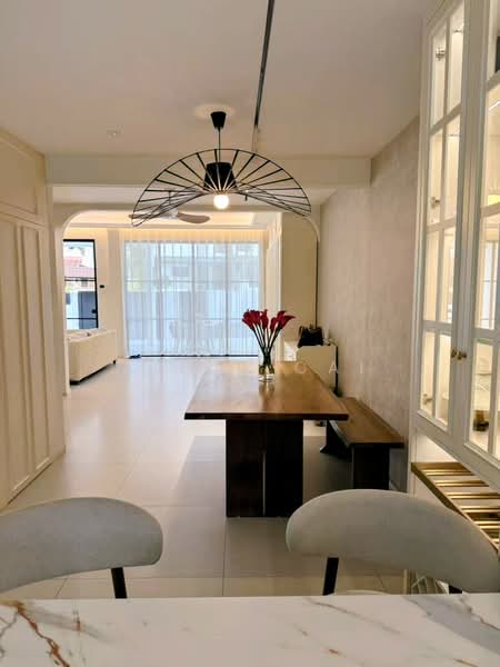 Exclusive Sole Agent! Large frontage French style terrace at Joo Chiat Avenue Joo Chiat Ave, Joo Chiat Avenue, Joo Chiat Ave, Telok Kurau Road, Joo Chiat Place, Still Road, 5 Bedrooms, 2,600 sqft, Terraced House For Sale, by Alice Cai, 500125197 - Living Room - PropertyGuru.com.sg