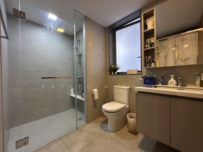 The Visionaire, 174 Canberra Drive, 3 Bedrooms, 1,022 sqft, Executive Condominium For Sale, by Patricia Chua, 500125198 - Bathroom - PropertyGuru.com.sg