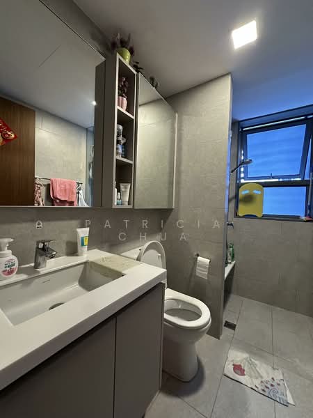 The Visionaire, 174 Canberra Drive, 3 Bedrooms, 1,022 sqft, Executive Condominium For Sale, by Patricia Chua, 500125198 - Bathroom - PropertyGuru.com.sg