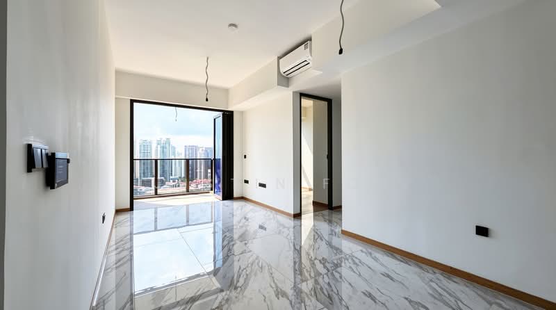 The Landmark, 173 Chin Swee Road, 2 Bedrooms, 753 sqft, Condominium For Sale, by Justin Foo, 500125204 - Balcony - PropertyGuru.com.sg