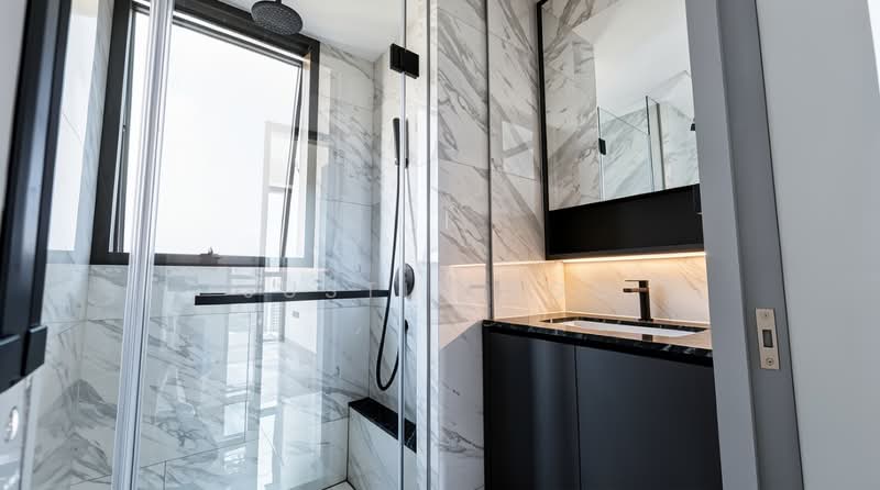 The Landmark, 173 Chin Swee Road, 2 Bedrooms, 753 sqft, Condominium For Sale, by Justin Foo, 500125204 - Bathroom - PropertyGuru.com.sg
