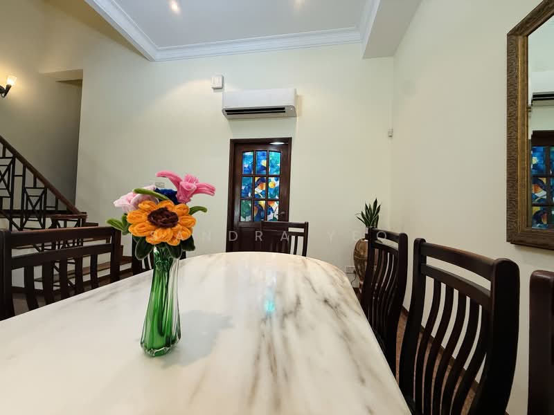 [OPEN HOUSE SAT & SUN 2-5PM] Inter-Terrace | Chuan Vista | Serangoon Gardens, Chuan Drive | Chuan Link | Chuan Place, 5 Bedrooms, 2,600 sqft, Terraced House For Sale, by Sandra Yeo, 500125208 - Dining Room - PropertyGuru.com.sg