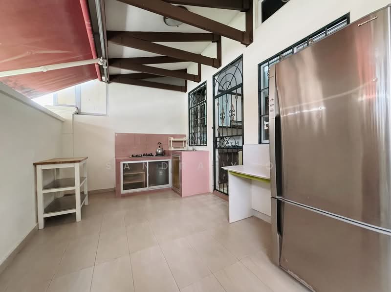 [OPEN HOUSE SAT & SUN 2-5PM] Inter-Terrace | Chuan Vista | Serangoon Gardens, Chuan Drive | Chuan Link | Chuan Place, 5 Bedrooms, 2,600 sqft, Terraced House For Sale, by Sandra Yeo, 500125208 - Yard  - PropertyGuru.com.sg